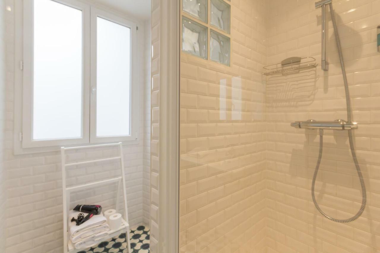 Les Toits De Paris Bed and Breakfast Εξωτερικό φωτογραφία