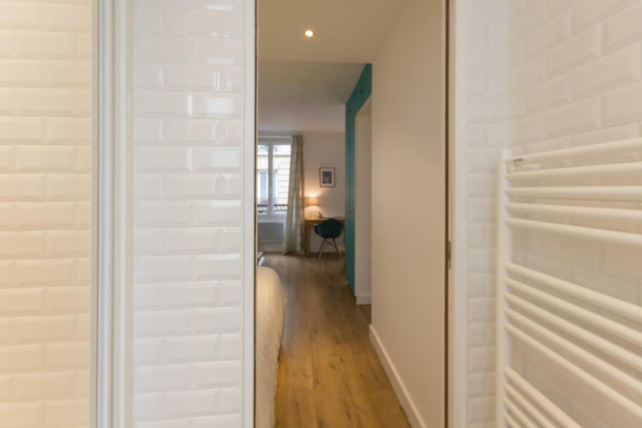 Les Toits De Paris Bed and Breakfast Εξωτερικό φωτογραφία