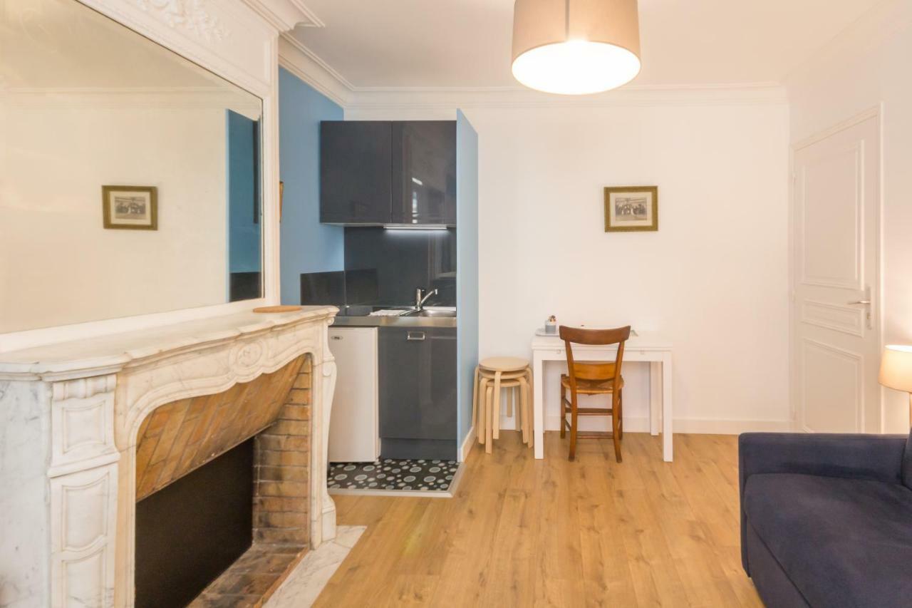 Les Toits De Paris Bed and Breakfast Εξωτερικό φωτογραφία