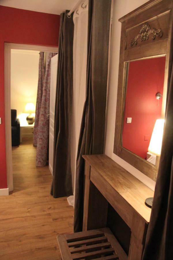 Les Toits De Paris Bed and Breakfast Εξωτερικό φωτογραφία